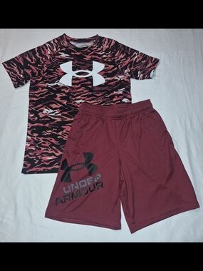 Under Armour Boys' Two-Piece Athletic Set - Size Youth Medium